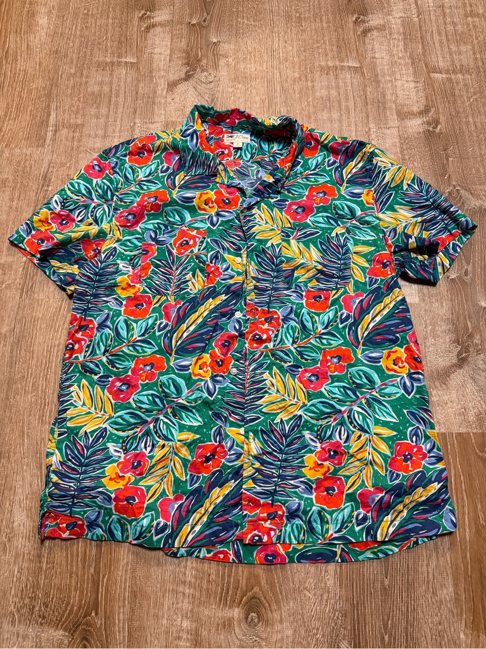 J.Crew Re-Imagined Men’s L Tropical Floral Hawaiian Button Up Shirt Madagascar